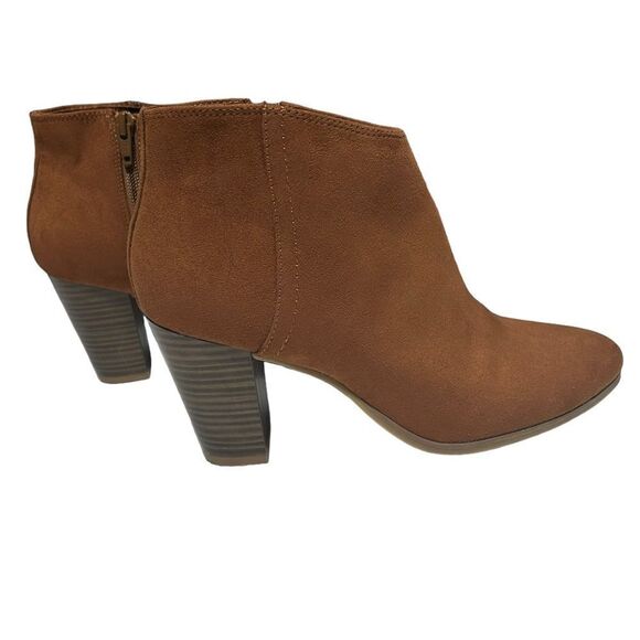 Old Navy Faux Suede Brown Ankle Booties Short Heeled Boots Size 7 Light Brown - Picture 7 of 13